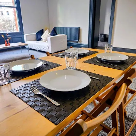 Apartment One Bedroom Flat By Brookland Serviced Short Lets Leeds With Free Wifi Leeds (West Yorkshire)
