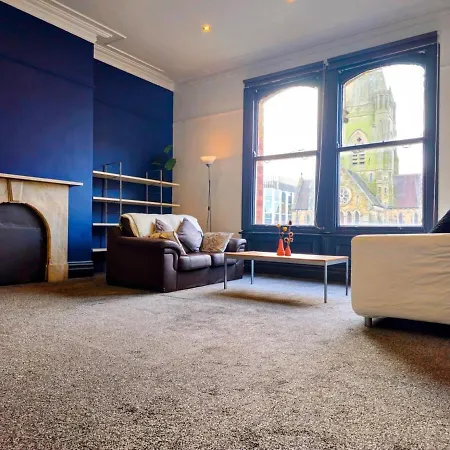One Bedroom Flat By Brookland Serviced Short Lets Leeds With Free Wifi * Leeds (West Yorkshire)